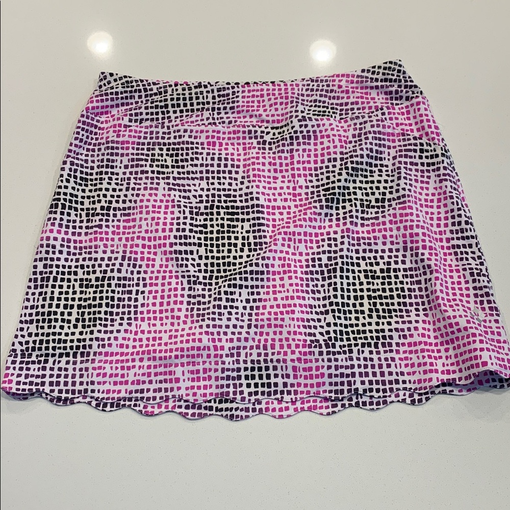 Jofit Geometric Skirt with built-in shorts